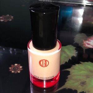 Koh Gen Doh aqua foundation